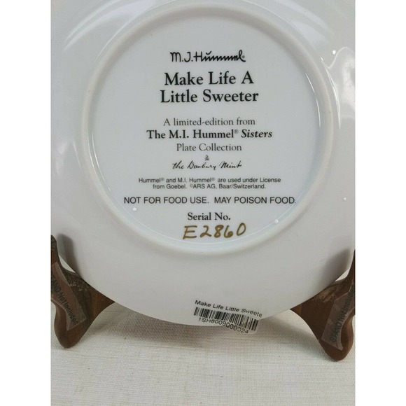 M.J. Hummel Make Life A Little Sweeter Sisters Plate Danbury Mint CDB32 - Picture 5 of 7